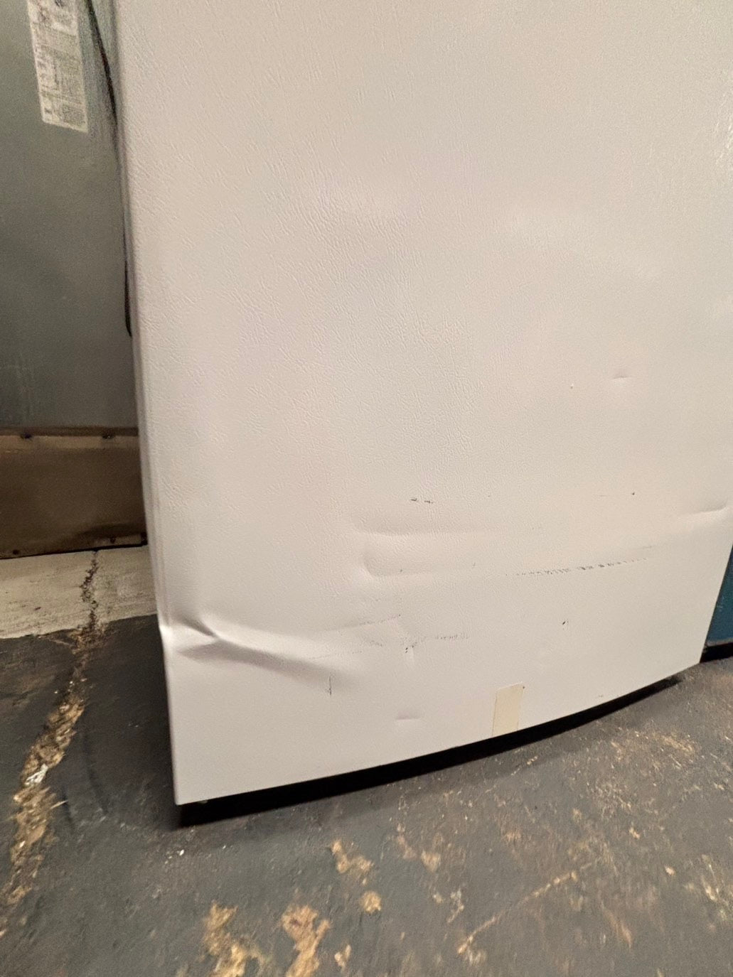 >Open box 📦 New S/d -Frigidaire
30” in. Top Freezer Refrigerator in white color  #RFW55B
