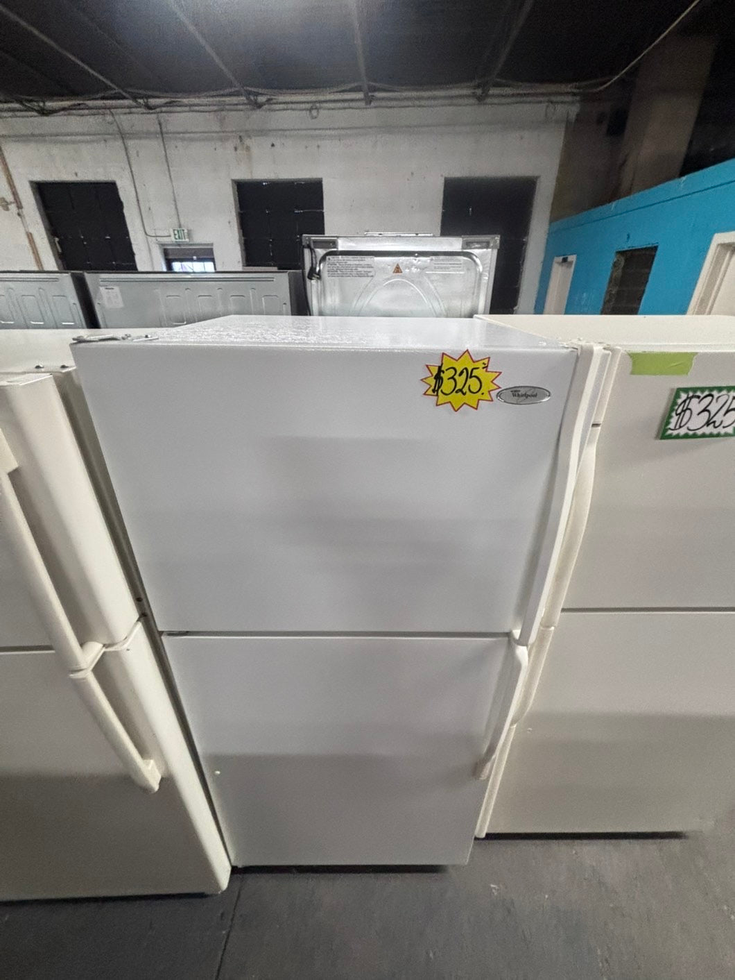 >Whirlpool 30” top freezer refrigerator in white color -used refurbished 30’ #RF318CB