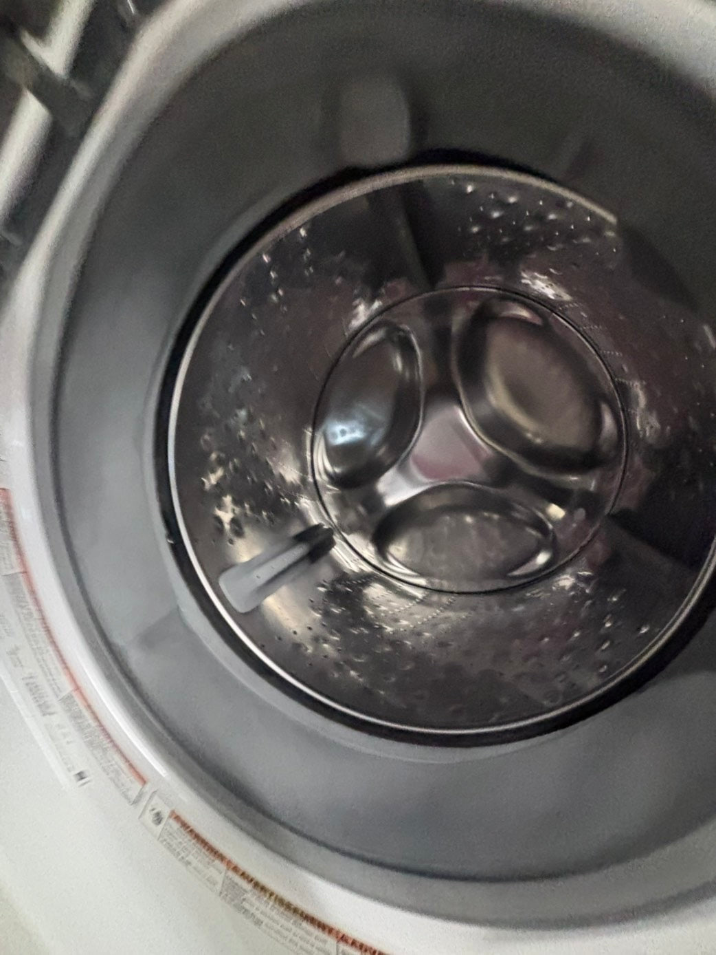>>maytag white washer 4.5cu. ft. Large capacity, in great condition 27” stackable or side by side  used-refurbished  #FWM7746B