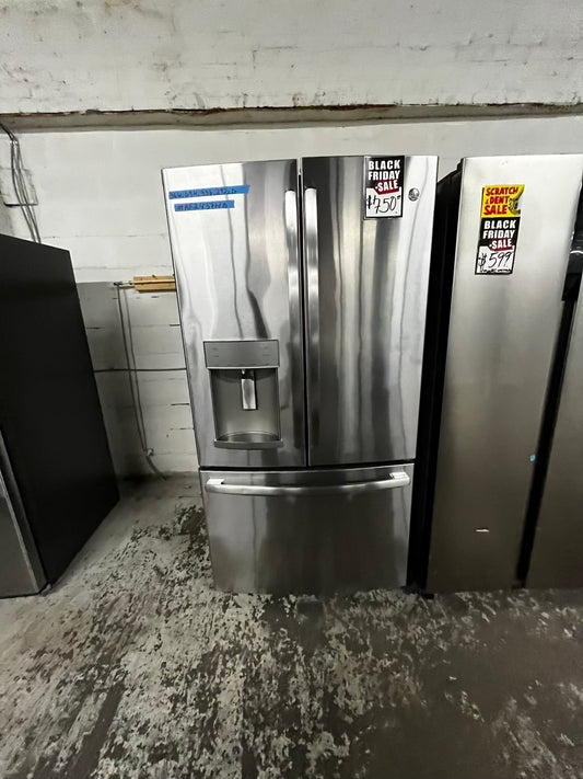 *Used | Refurbished GE 28cu.ft. French door refrigerator stainless steel w/ice water dispenser 36" stock number #RF2437AB