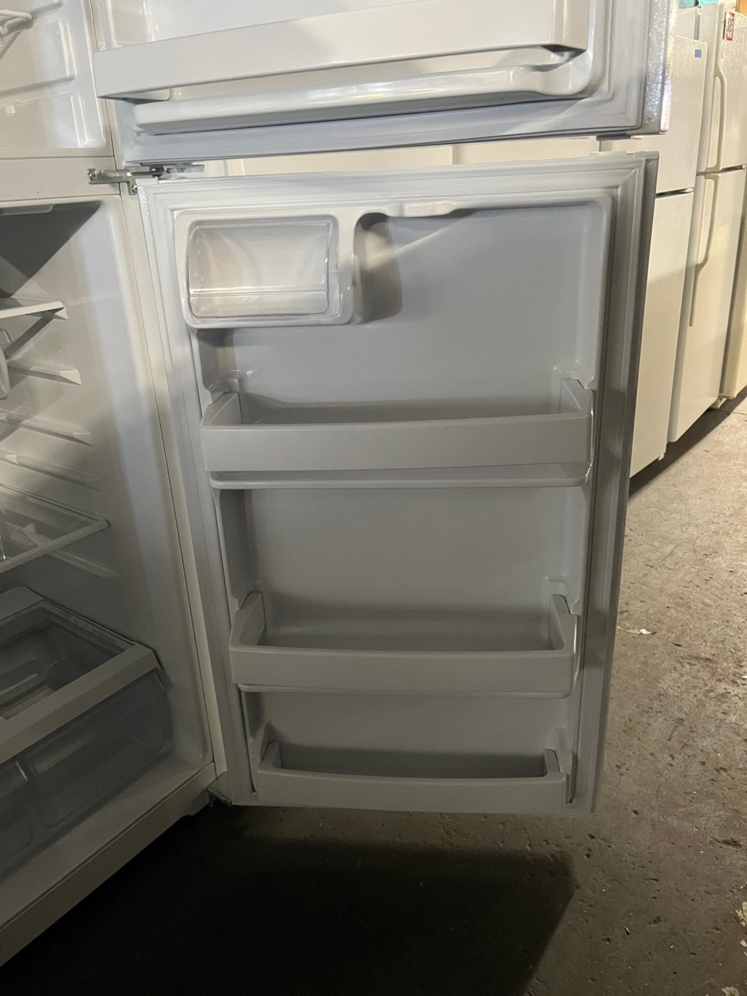 28”Ge top freezer fridge white used-refurbished #RFL89B