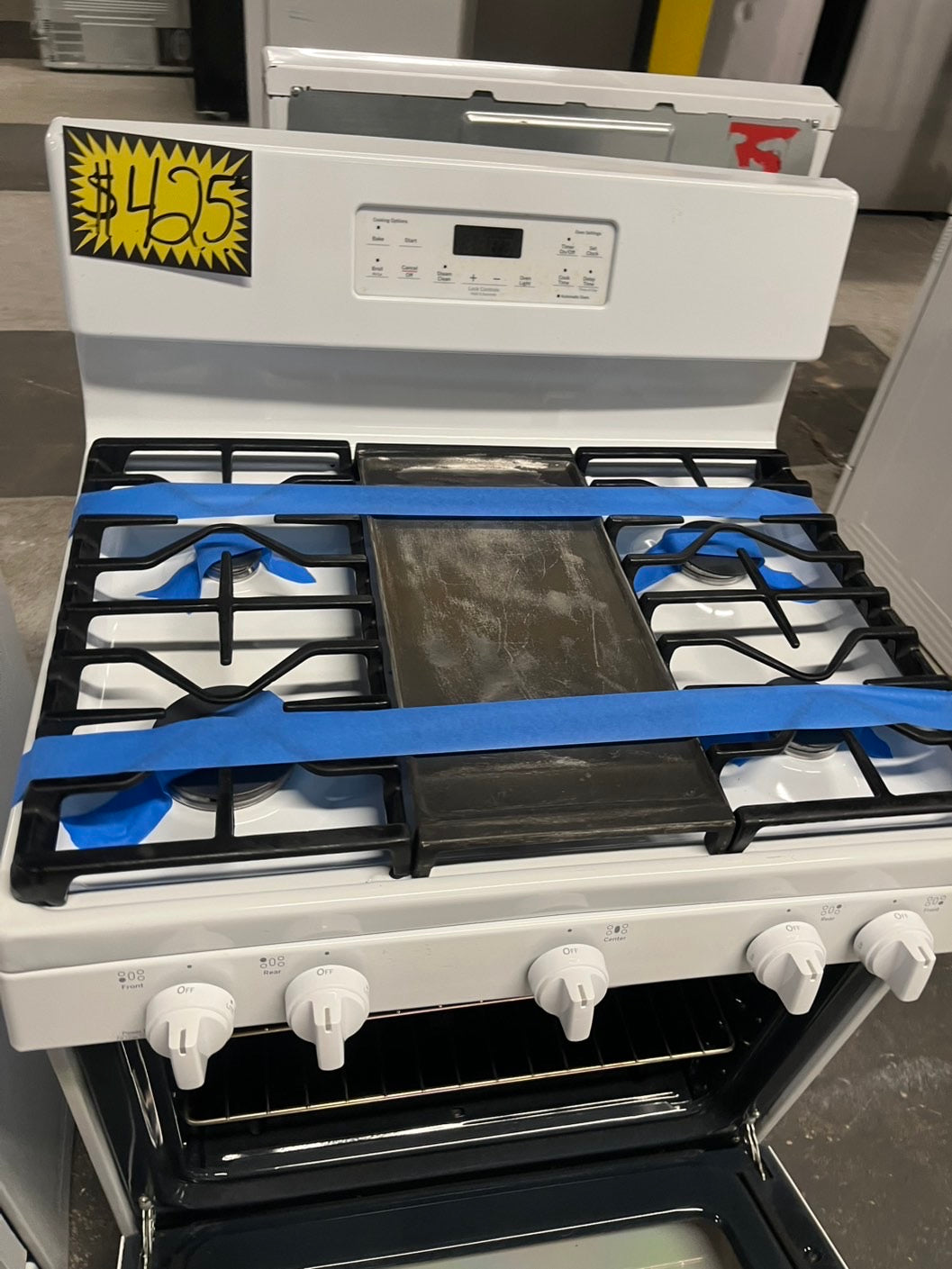 =GE Gas range 5 burner bake Temp Recall broil hi/lo in  white  used-Refurbished 30" #GEGA34LB