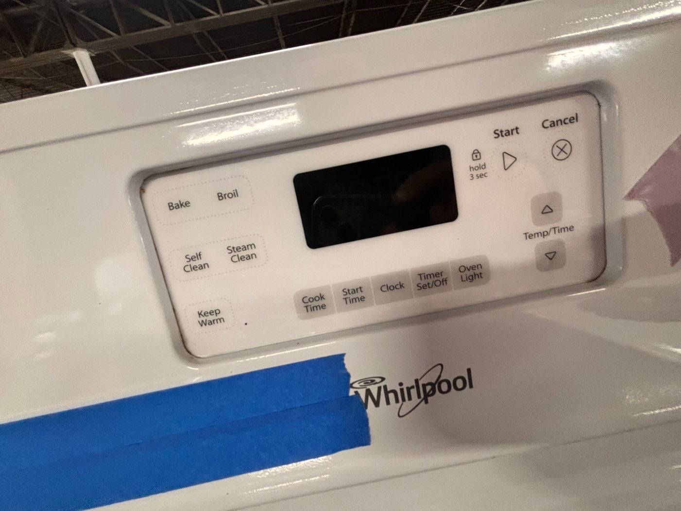 <whirlpool Glass Top electric stove white bake broil 4 burner Self clean 30” white Refurbished #WWE76B