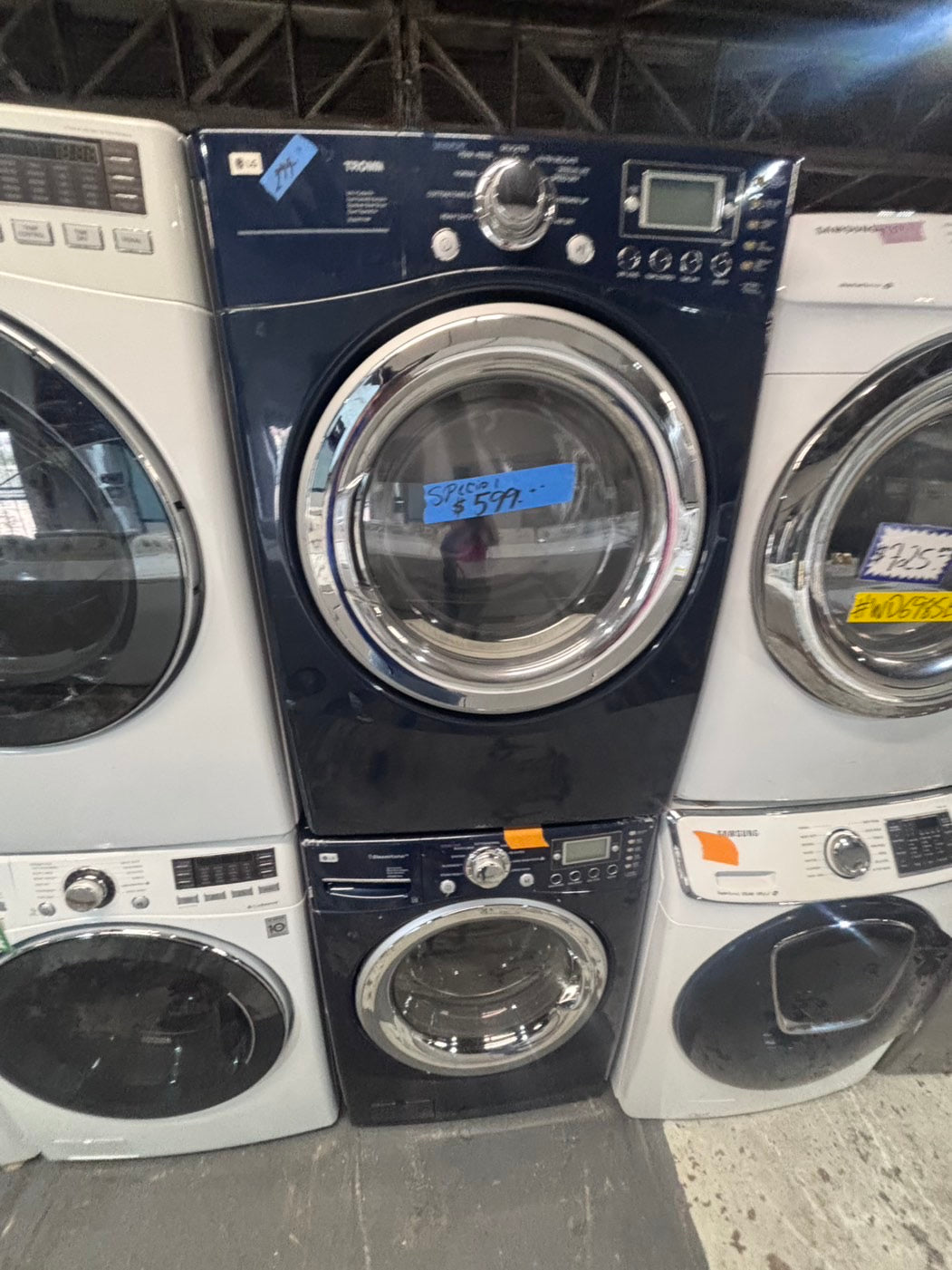 } special🎉LG  washer & dryer set electric 220v front load stackable or side by side - sensor dry , working 💯  with warranty , in navy blue color   #SPO17SET