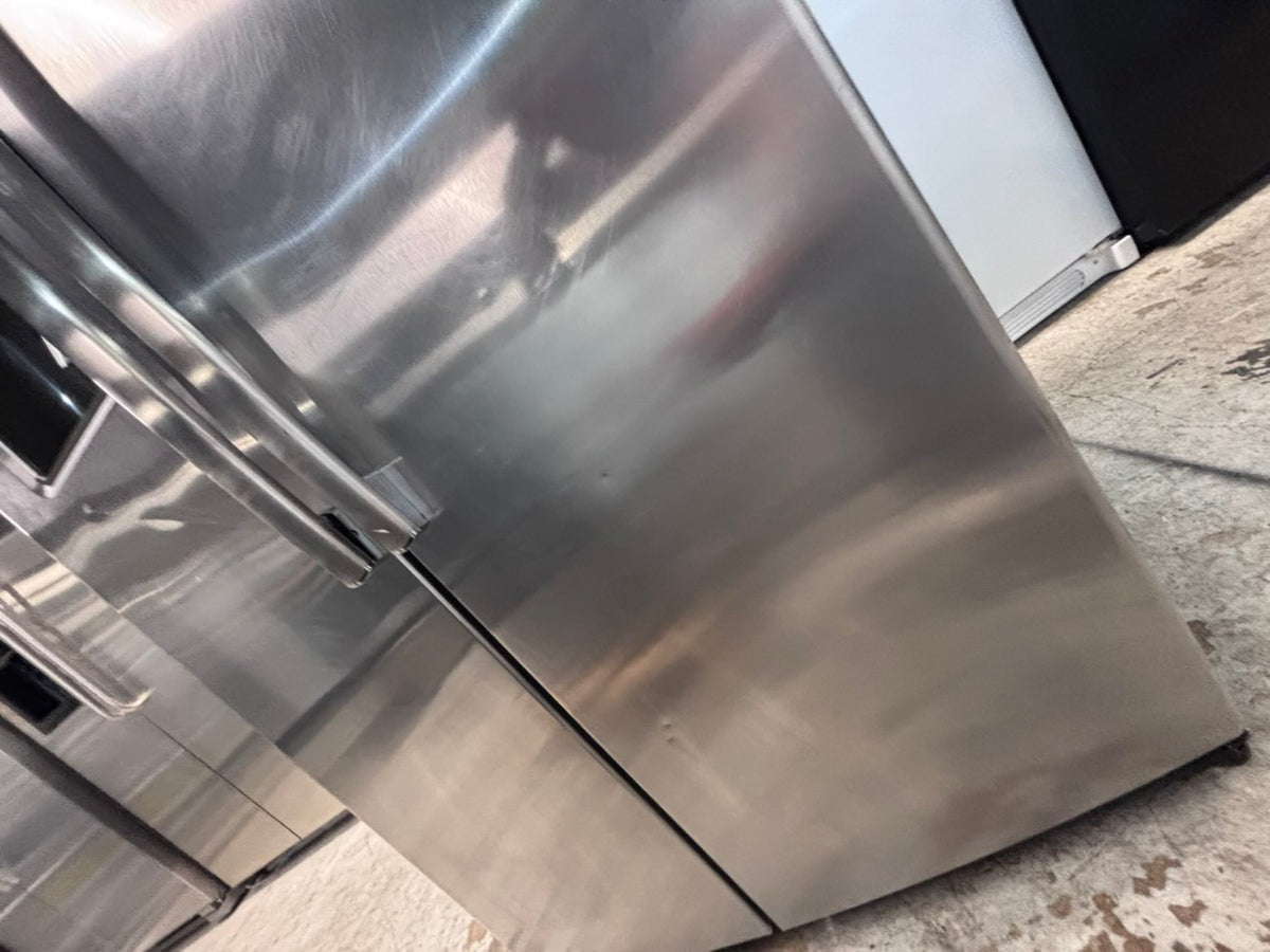 } GE Side x side  36”x 69”h x 29depth ,Refrigerator slate  with ice maker & water dispenser /. 36” 26cu.ft  working 💯  with warranty  used-Refurbished. Item number  #RF26Z14B