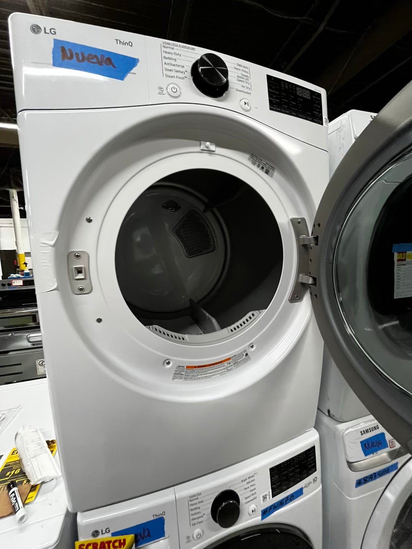 -Open Box 📦 Scratch & Dent 4.5 cu. ft. Ultra Large Capacity Front Load Washer - White WM4000HWA & 7.4 cu. ft. Large Capacity Front Load Electric Dryer - White DLEX4000W Set / stock number #WD7714AB