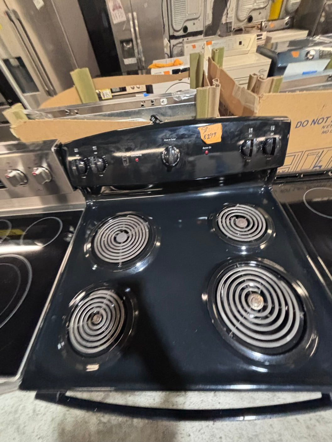 } sale🎈🎈hot point black electric coil top range coil 220v bake /Broil 4 burner used-Refurbished  great condition 30" working 💯 with warranty  #GN4FG4B
