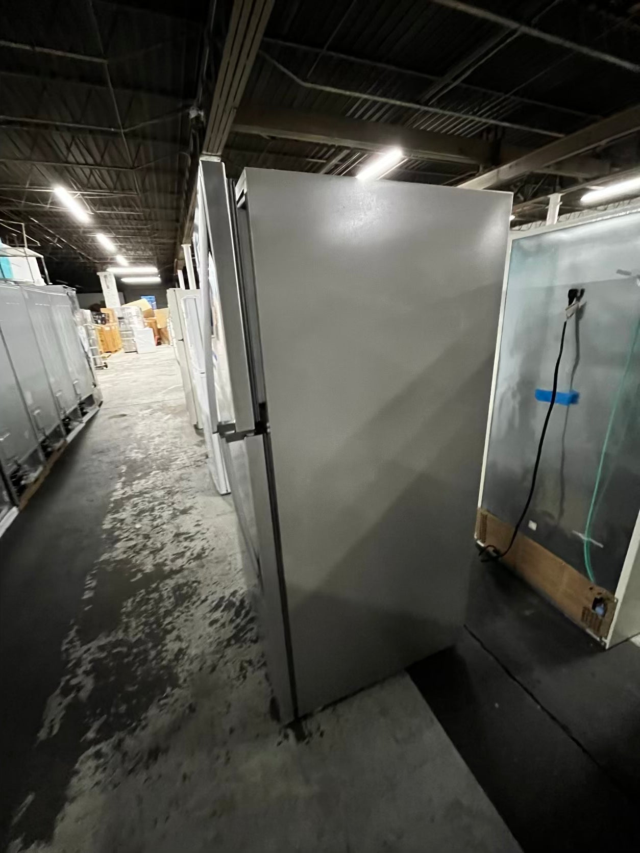 🎄Holiday Sale 🎁” Whirlpool top freezer refrigerator stainless steel  used refurbished 30’ #RF347T9B