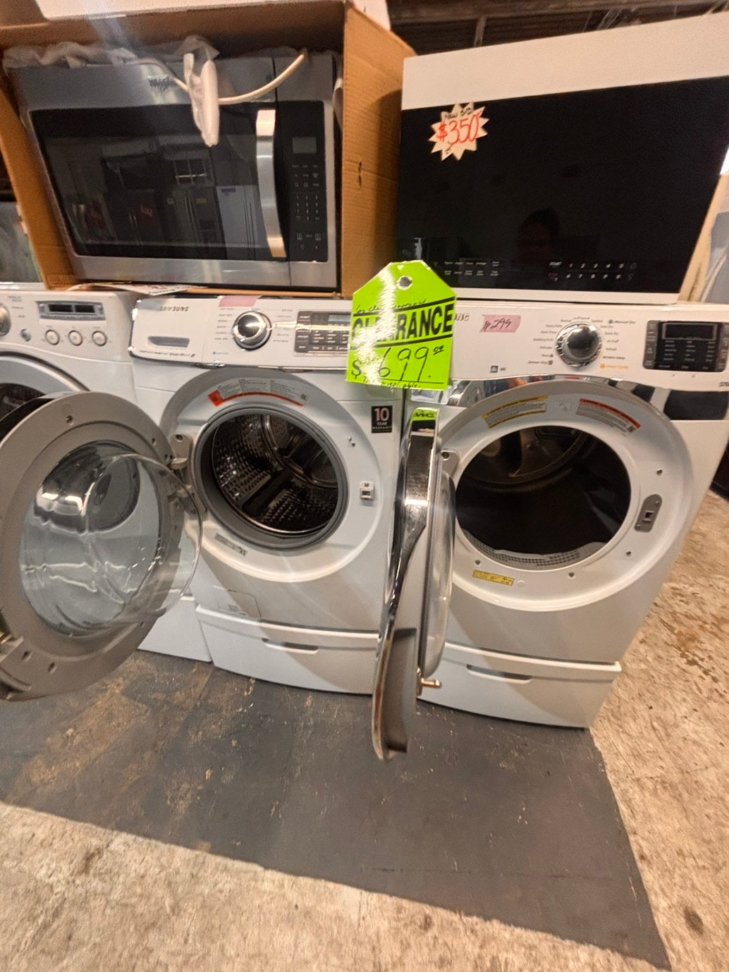 >used- refurbished Samsung mix & match front load washer & dryer set  electric 220v large  capacity with pedestals in white  color 27” #ES5AV7B