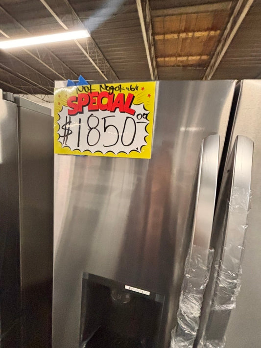 >special🎈New open box LG -French Door Smart Refrigerator with ice maker & water dispenser - Stainless Steel #RFLG33YB