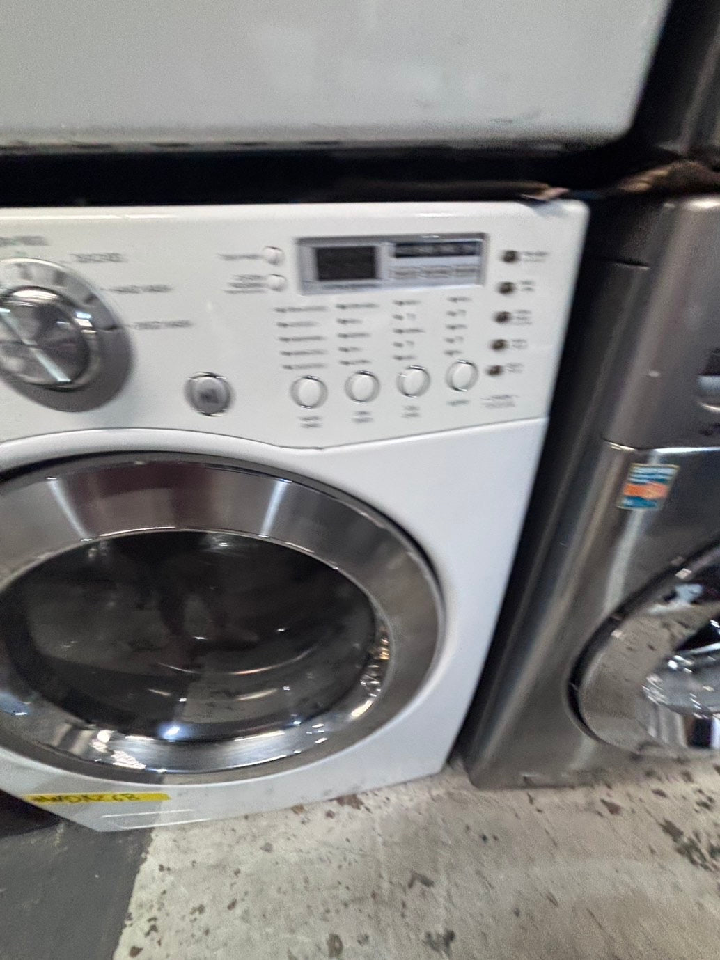 >*early July 4th special 🇺🇸LG washer & dryer set electric 220v front load stackable or side by side - sensor dry in white color #LG62BSET