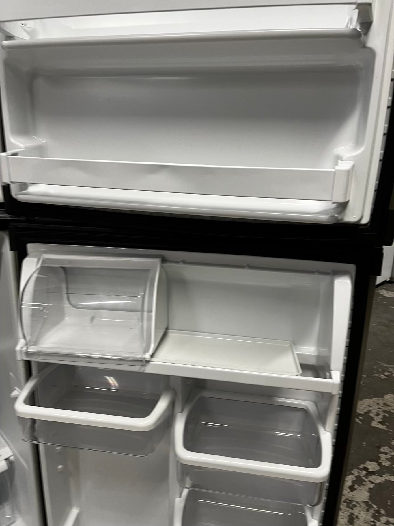 * Kenmore Elite  top freezer refrigerator slate w/ice maker 30" #RF4222B