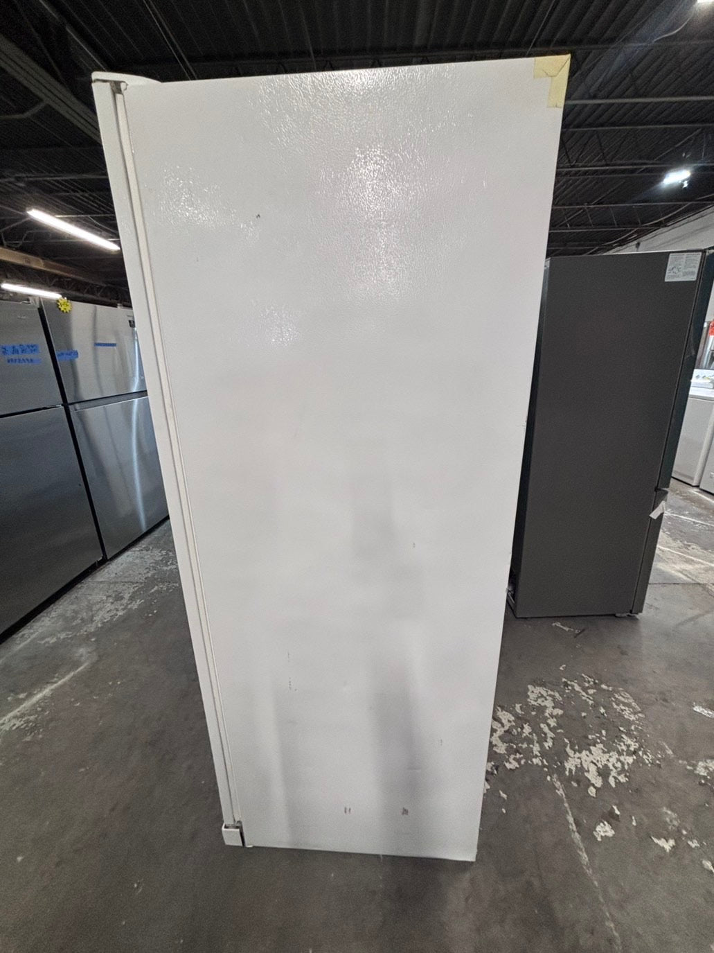>>GE up-right freezer white 21 cu.ft Refurbished-used #RFF20CZ1B