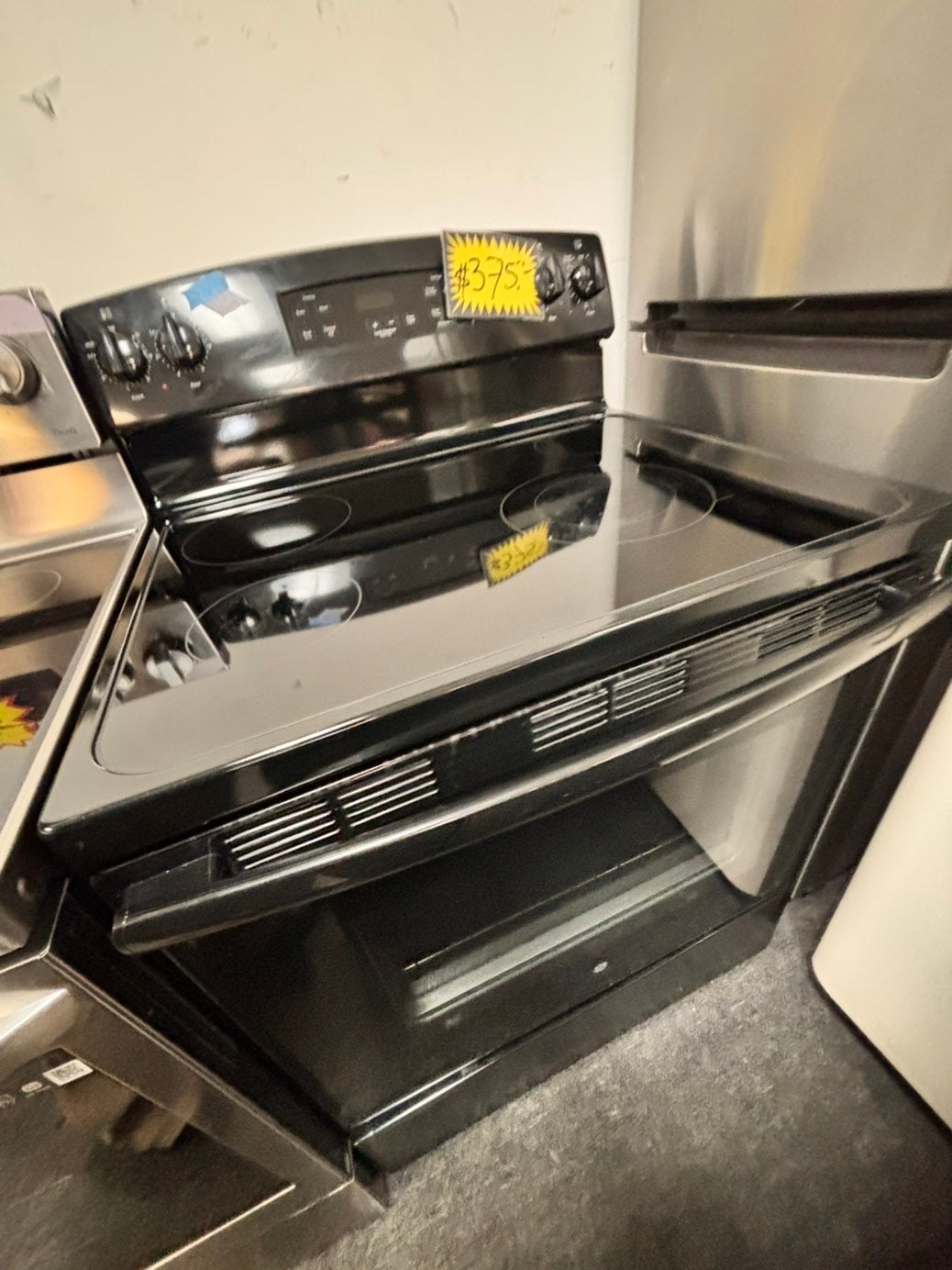 >🎈SALE🔥GE Glass Top electric stove  bake /broil,Self clean 30” 4 burner ,black color,     used-Refurbished   #EGFW79B