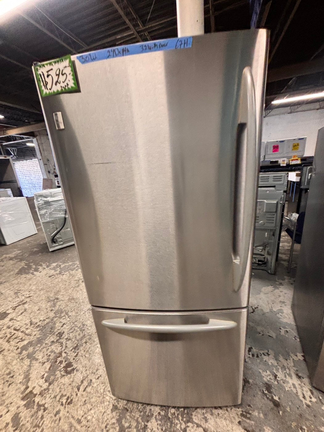 >sale🎈GE 30” bottom freezer fridge stainless steel with iced maker inside used -refurbished 30” #G5ZK21B