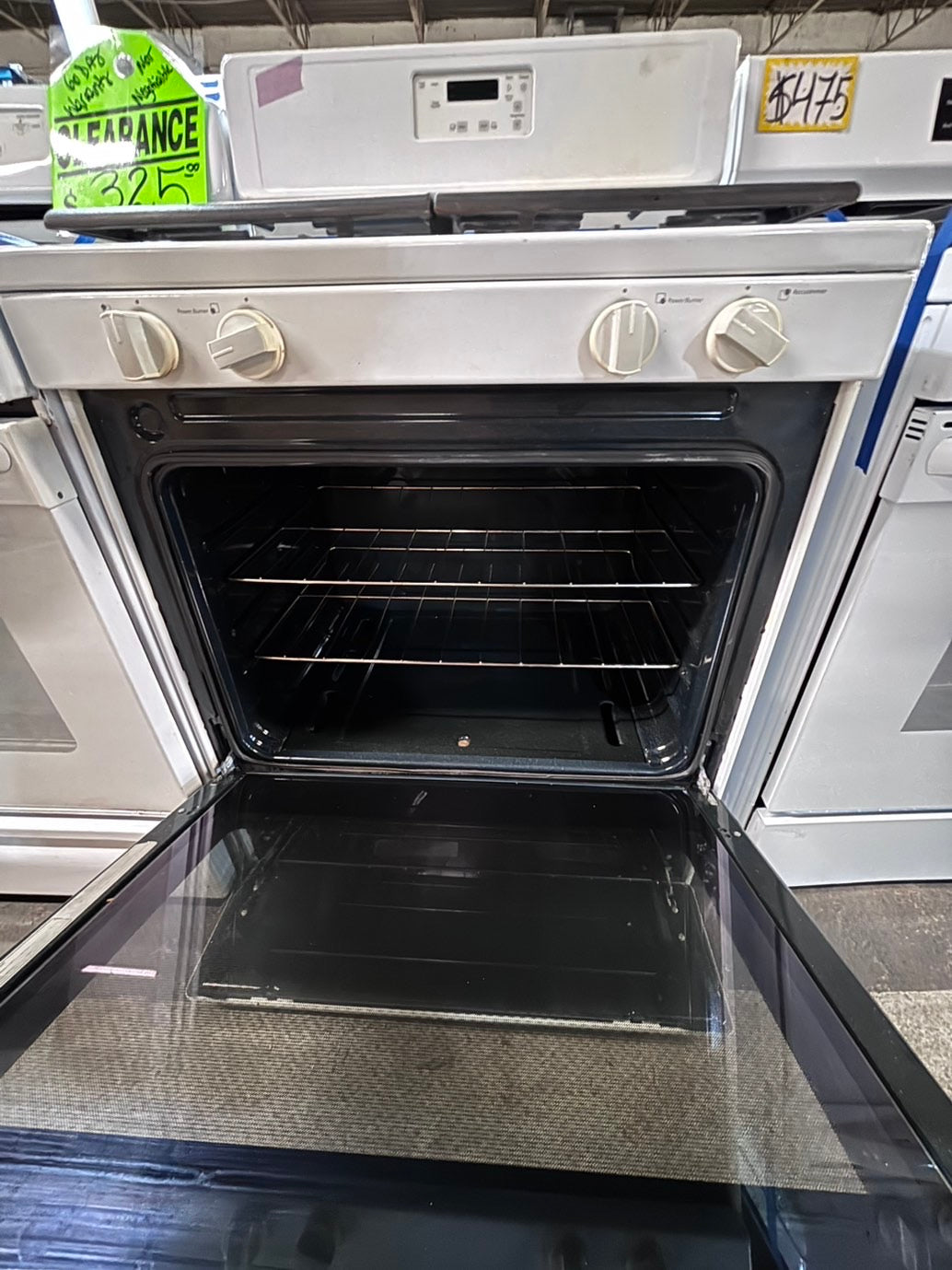 >*Sale🔥 whirlpool Gas range 4 burner bake broil Hi/Lo self clean in  white used-Refurbished 30” #GT6N2B