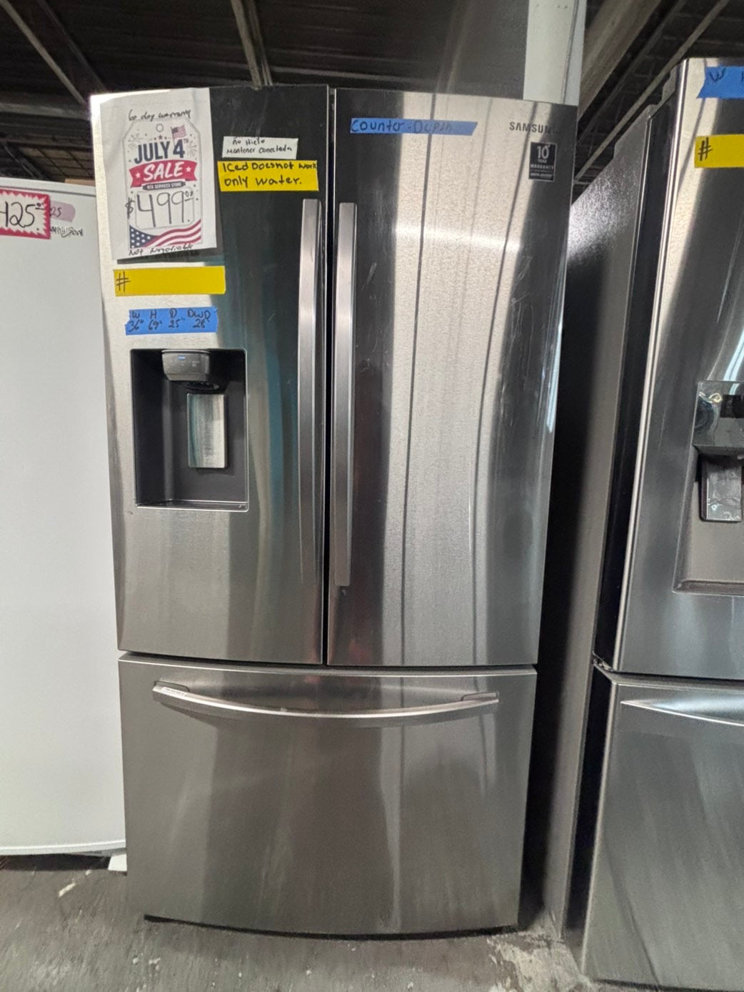 >*36”samsung counter depth French doors  fridge  stainless steel (ice maker  doesn’t work) only water 💦 dispenser works !doesn’t affect on the others functions. 36” #SA24WWB