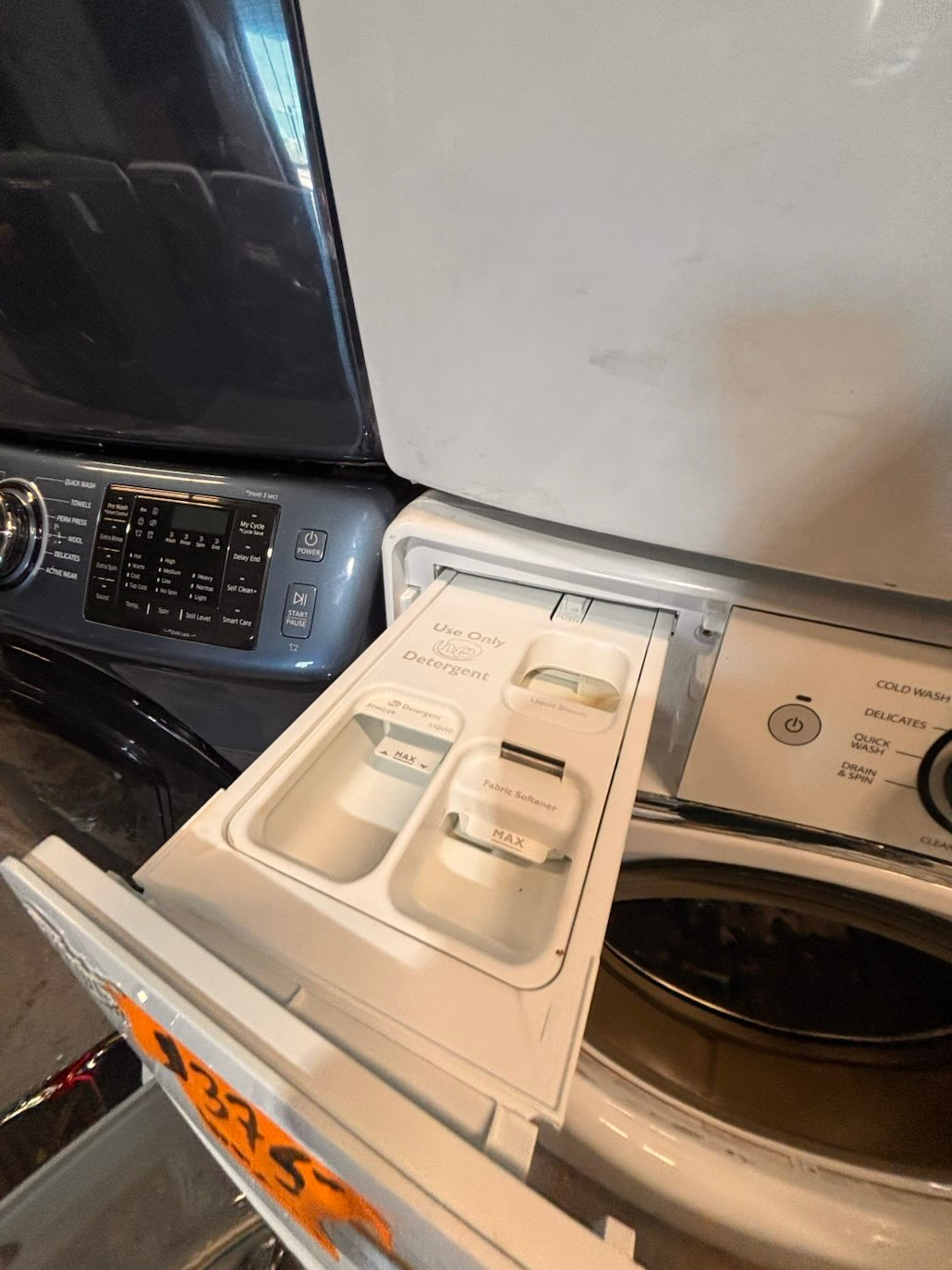}}Whirlpool steam washer 4.5 cu ft & dryer 7.2 cu ft mix & match set electric steam 220v front load stackable or side by side - sensor dry white color   #WY918SET