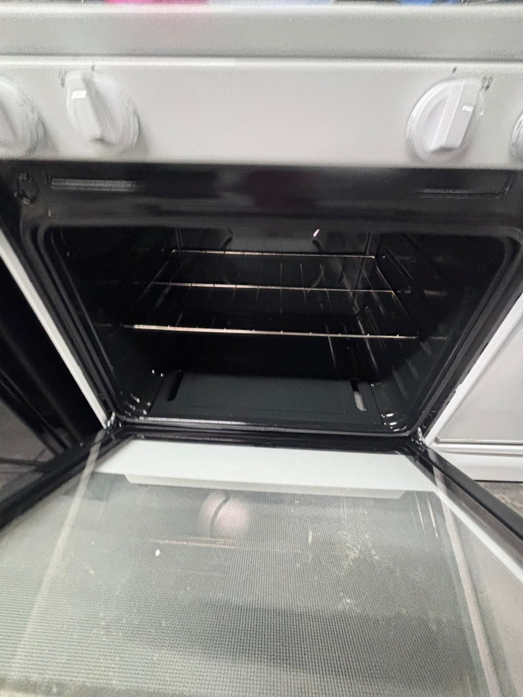 >Amana Gas range 4 burner bake broil Hi/Lo self clean in white used-Refurbished 30” #GER577L