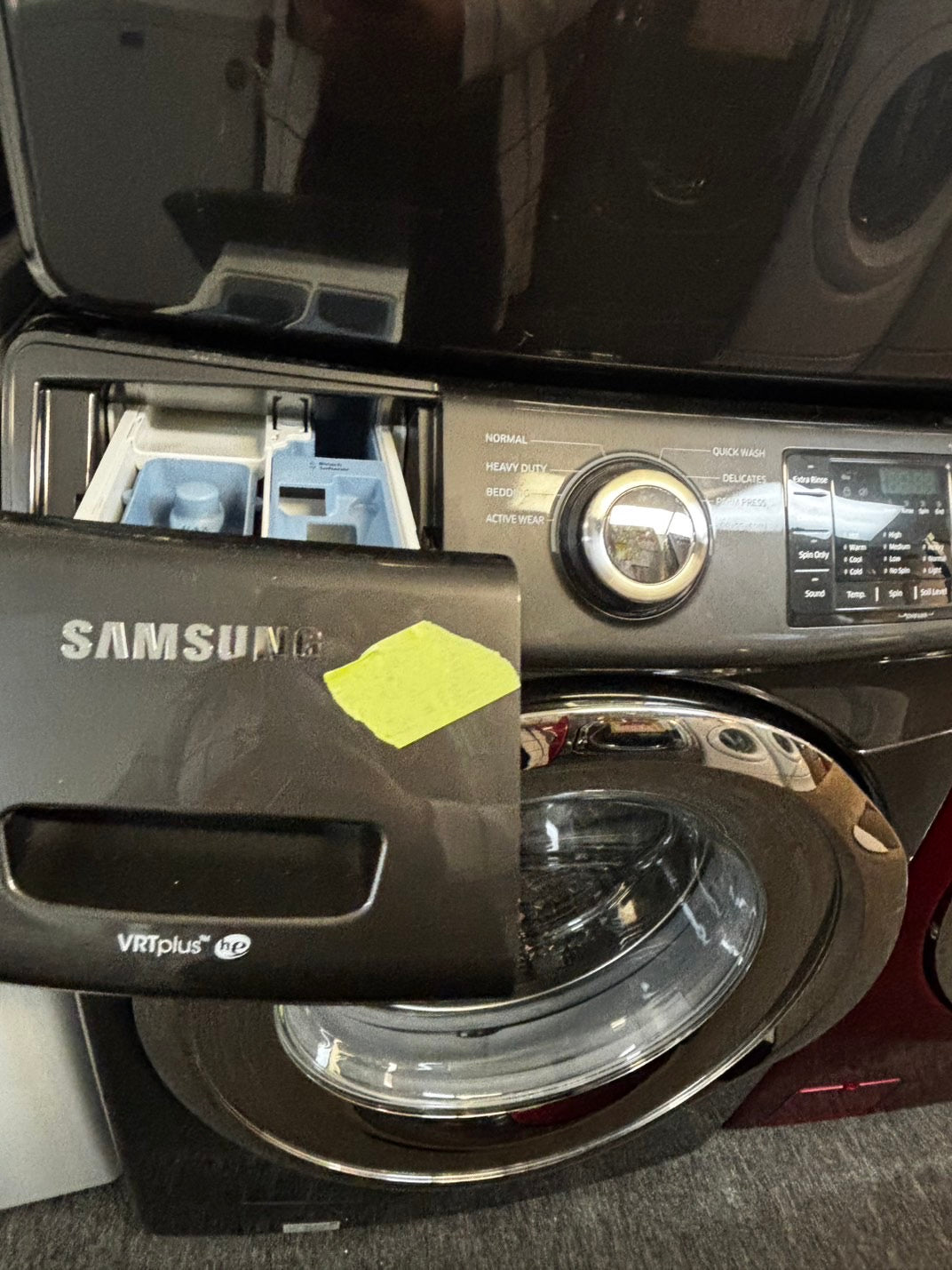 Samsung washer 4.5 cu. ft. capacity, VRT Plus, Smart Care, 1300 RPM spin, 8 preset cycles, 9 options, and 24-hour delay start. stackable or side by side  used-refurbished         #SWS647IL