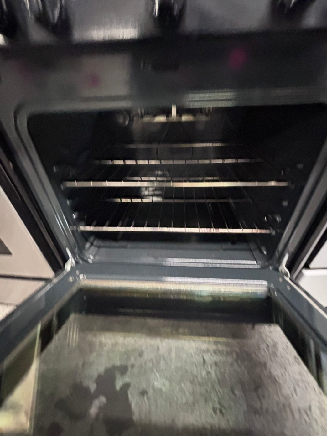>FRIGIDAIRE Gas range 4 burner bake broil self clean in stainless steel used-Refurbished 30” #GRZW9B