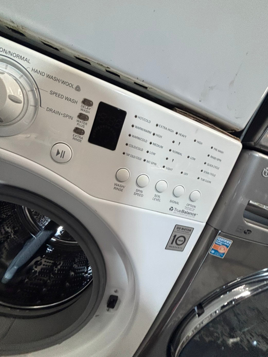 >* July 4th special 🇺🇸LG washer & dryer set electric 220v front load stackable or side by side - sensor dry in white  #WECL55SET