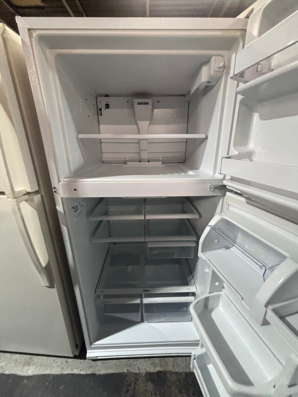 >>sale🎈kenmore 30”18cu.ft -top freezer refrigerator white  color              -used refurbished 30” #FK1FW6B