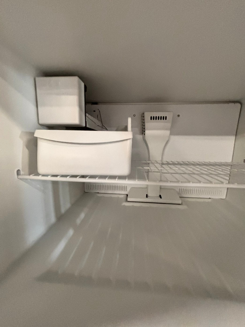 >whirlpool 33” Top freezer fridge  with ice maker inside , black used-refurbished #RW1ZC2B