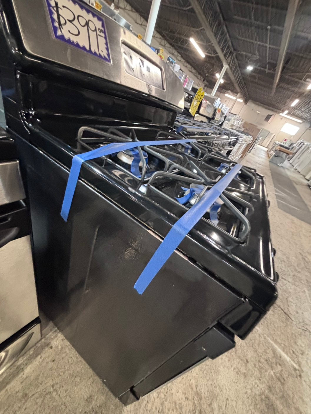 >*GE range 4 burner bake ,broil Hi/Lo self clean in stainless steel used-Refurbished 30” #GSG10SB