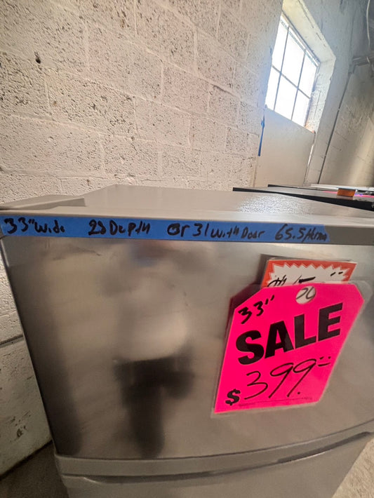 >Special🎈Whirlpool 33” Top freezer fridge in stainless steel color                 used-refurbished #RFZA213B