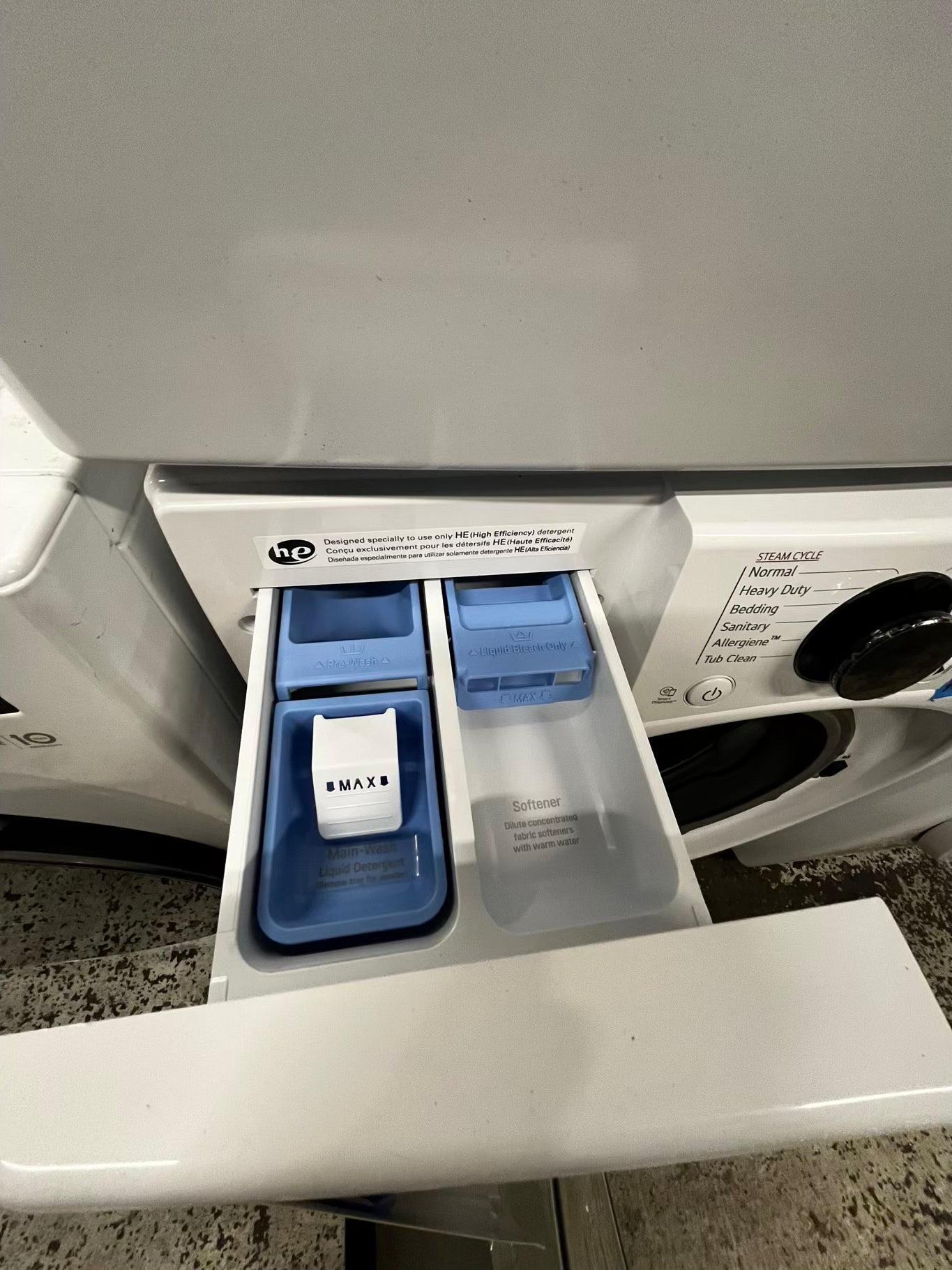 -Open Box 📦 Scratch & Dent 4.5 cu. ft. Ultra Large Capacity Front Load Washer - White WM4000HWA & 7.4 cu. ft. Large Capacity Front Load Electric Dryer - White DLEX4000W Set / stock number #WD7714AB
