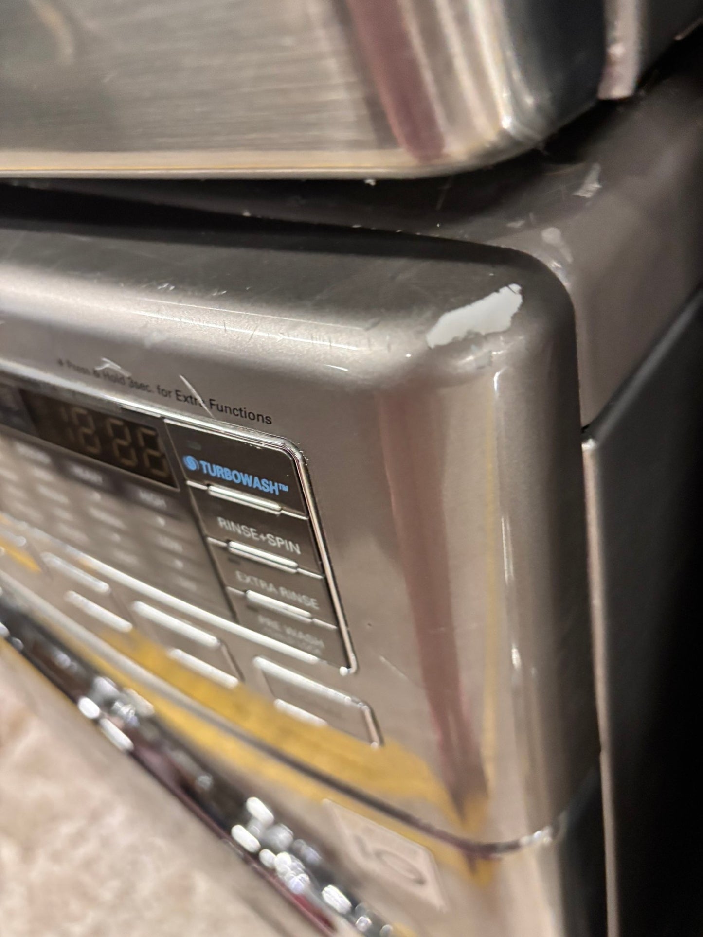 >special 🔥LG GAS  washer large capacity& dryer steam set front load stackable or side by side gray 27” in used-Refurbished #FWP33BSET