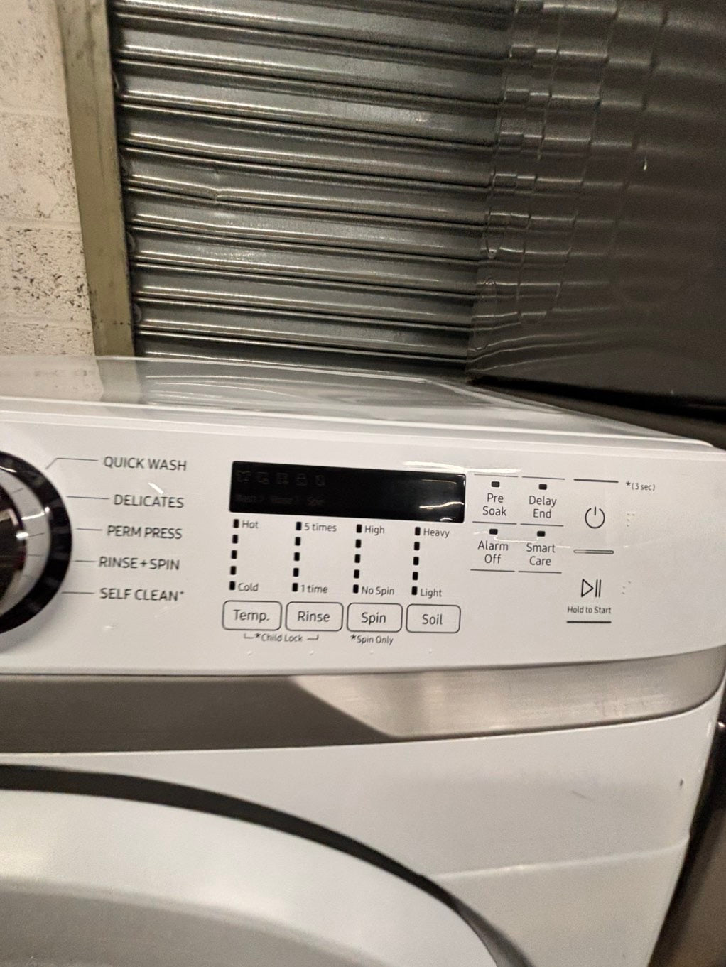 >Samsung white washer 4.5cu. ft. Large capacity, in great condition 27” stackable or side by side  used-refurbished  #SW6RZ4