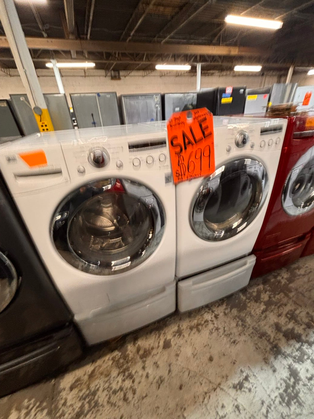 }}SALE🔥LG used- refurbished front load electric 220v dryer & washer large  capacity with pedestals in white color 27” working 💯  with warranty #FLZ5527B