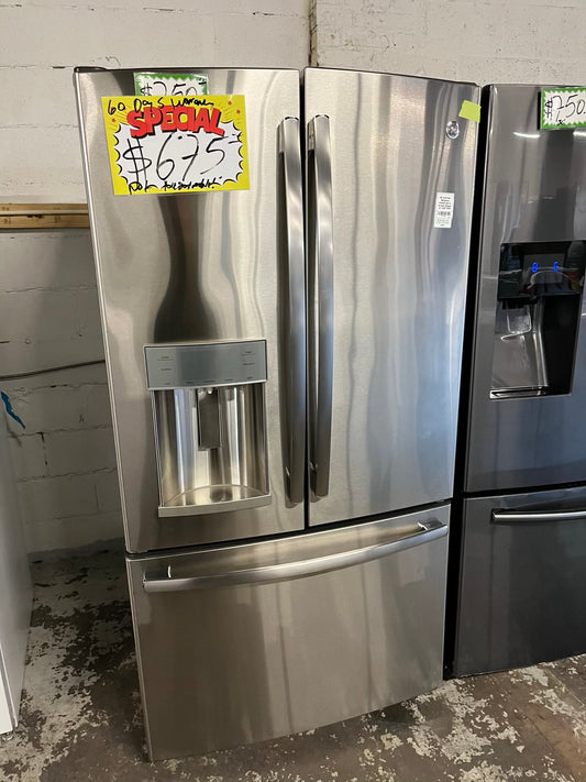 - GE French door Refrigerator stainless steel w/ ice water dispenser 36" #RF739PB