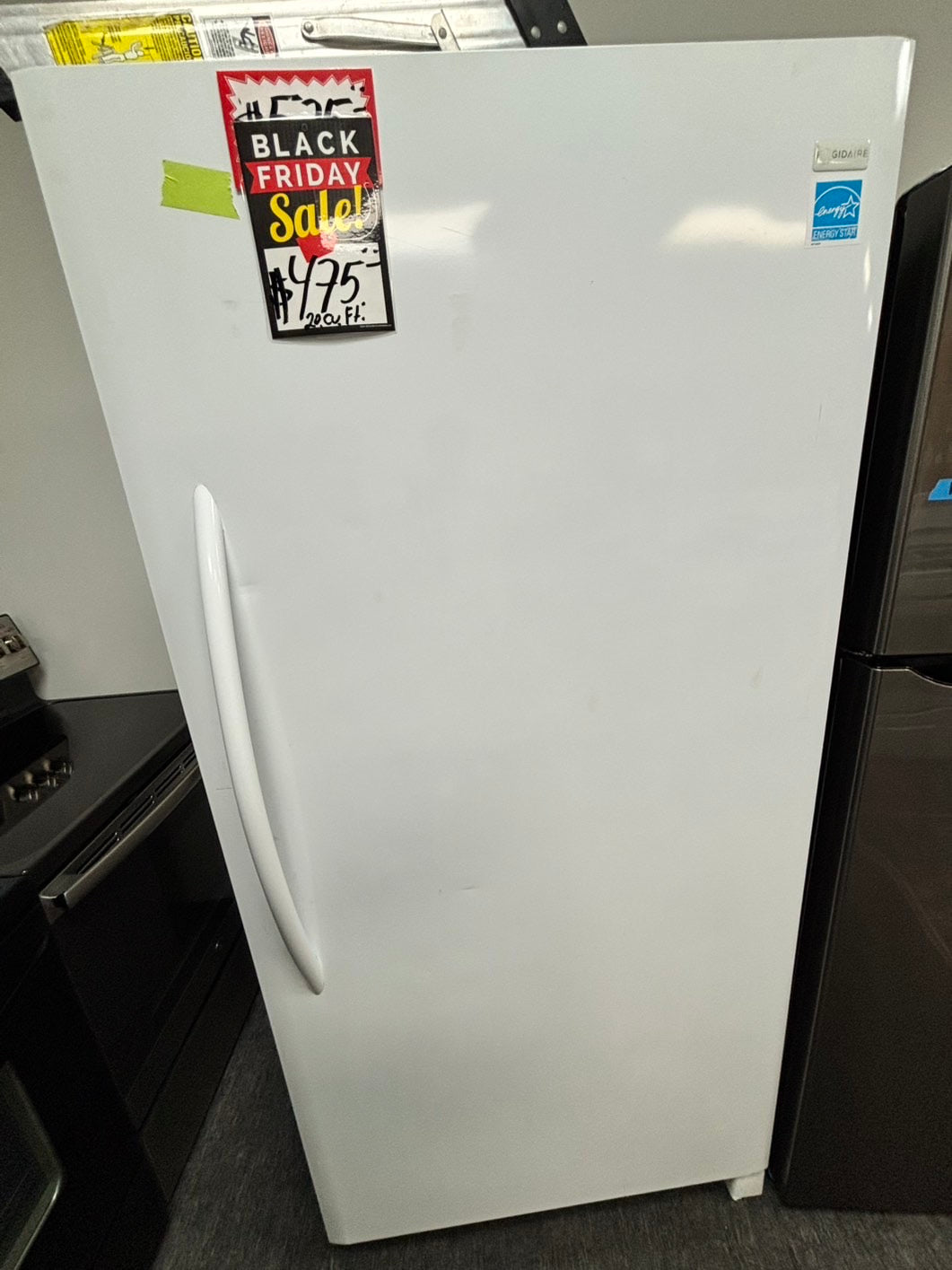 📢🔥black Friday sale 🔥🦃-Frigidaire 20 cu.ft up-right freezer white 34" #RF911L used-Refurbished