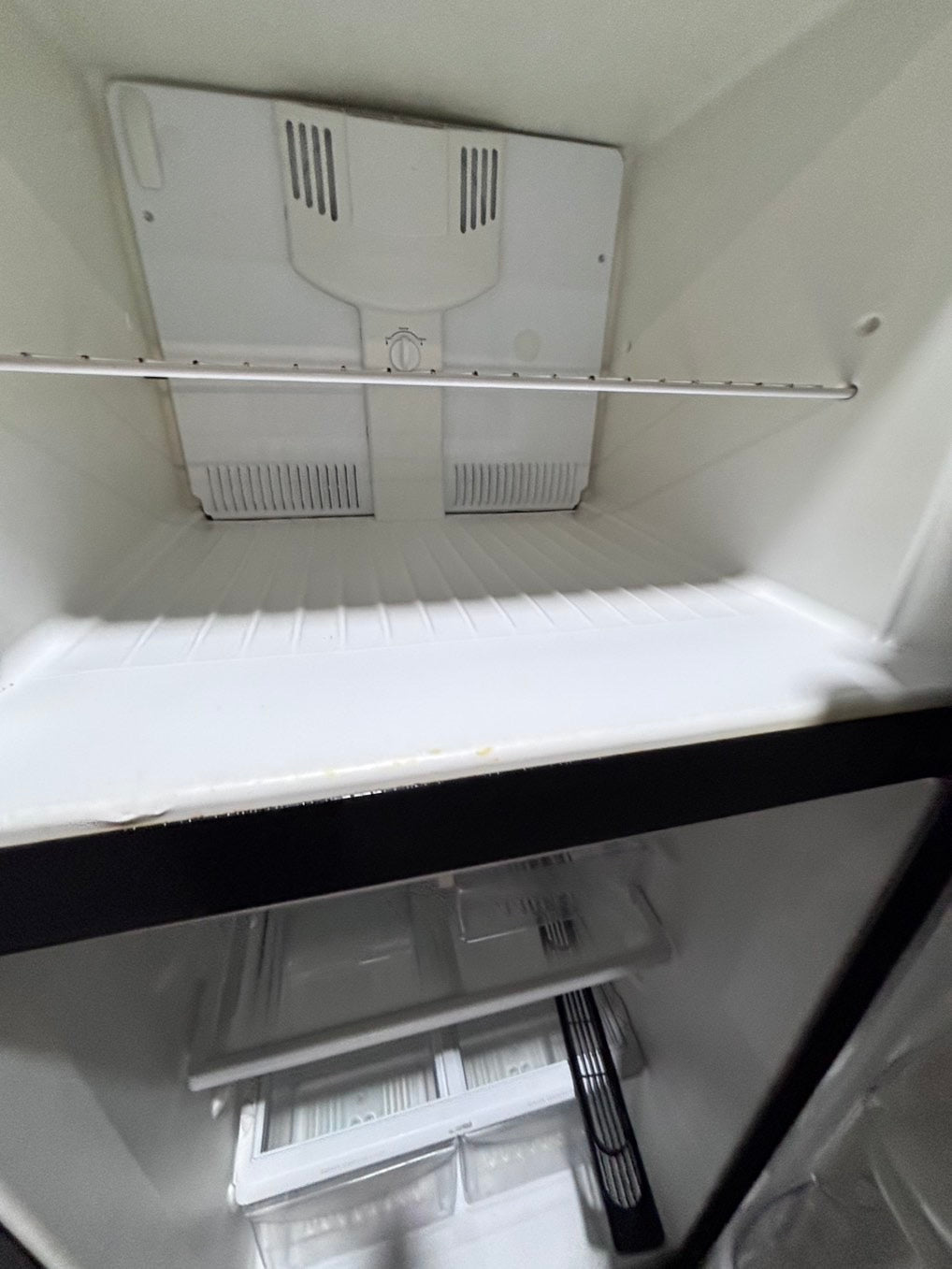 >>Frigidaire 21cu.ft -top freezer refrigerator stainless steel -used refurbished 30” #RFB446B