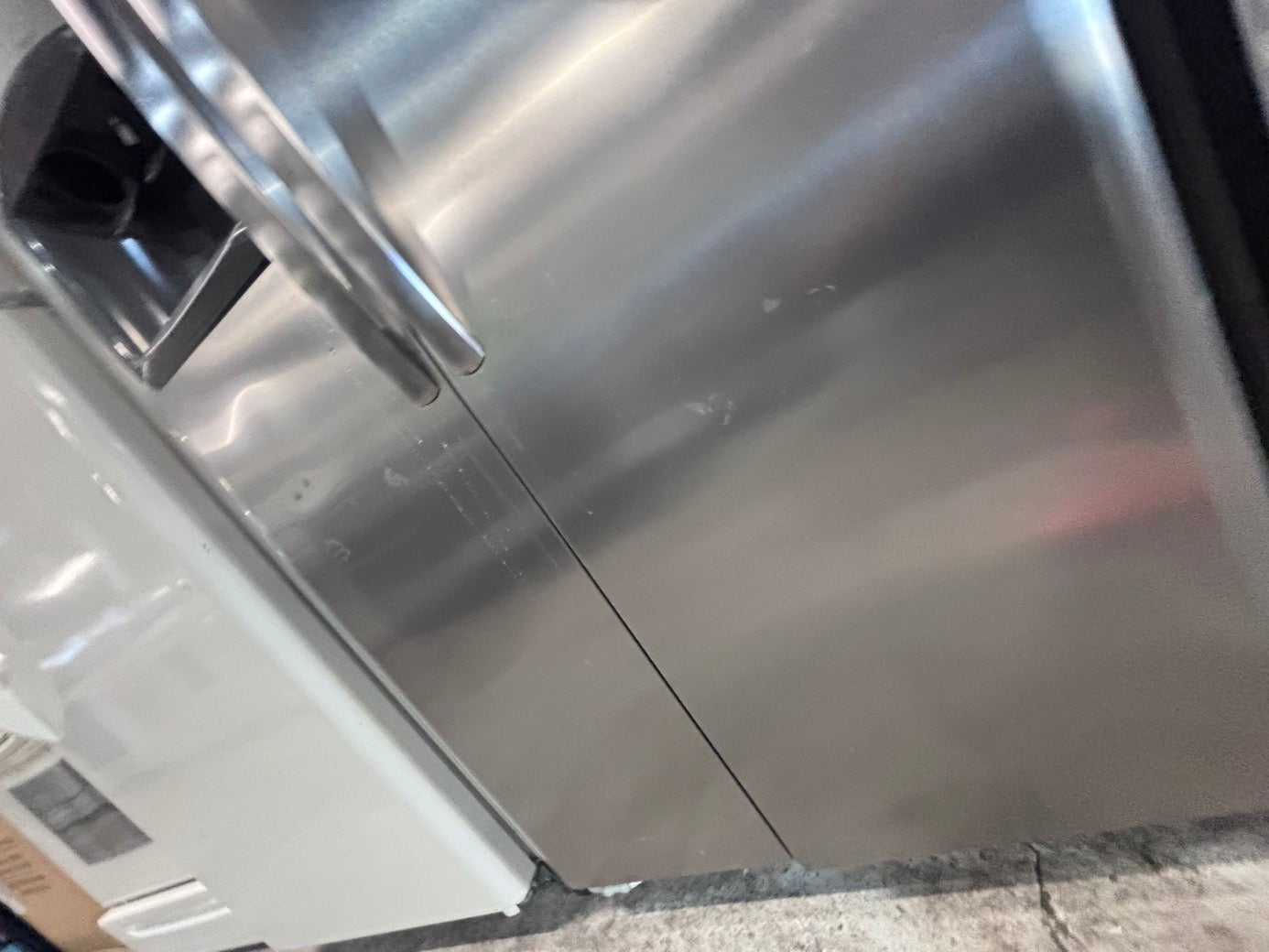 >*36”frigidaire side by side Refrigerator and freezer stainless steel w/ice water dispenser 36” #RFFC9LB
