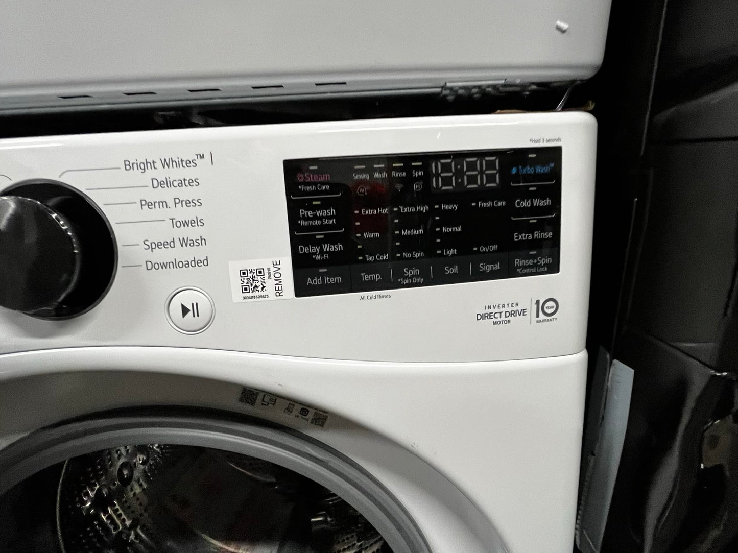 -Open Box 📦 Scratch & Dent 4.5 cu. ft. Ultra Large Capacity Front Load Washer - White
WM4000HWA & 7.4 cu. ft. Large Capacity Front Load Electric Dryer - White DLEX4000W Set / stock number #WD737CB