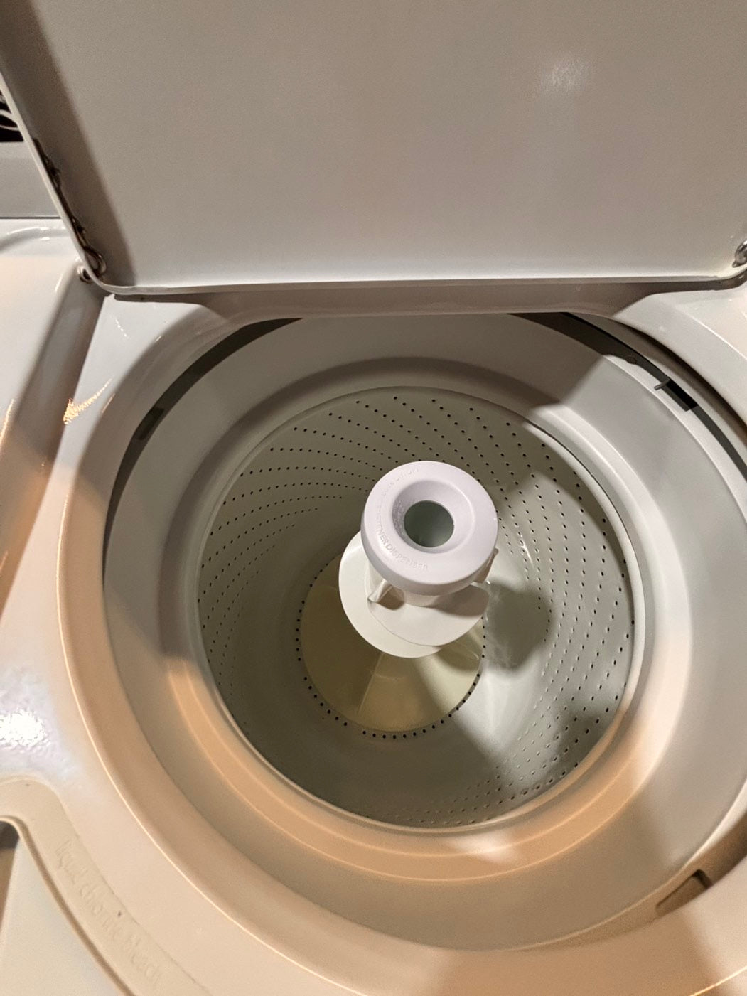 >*Kenmore Top load washing machine w agitator 27" in good condition,used like new -Refurbished #WTKV43B