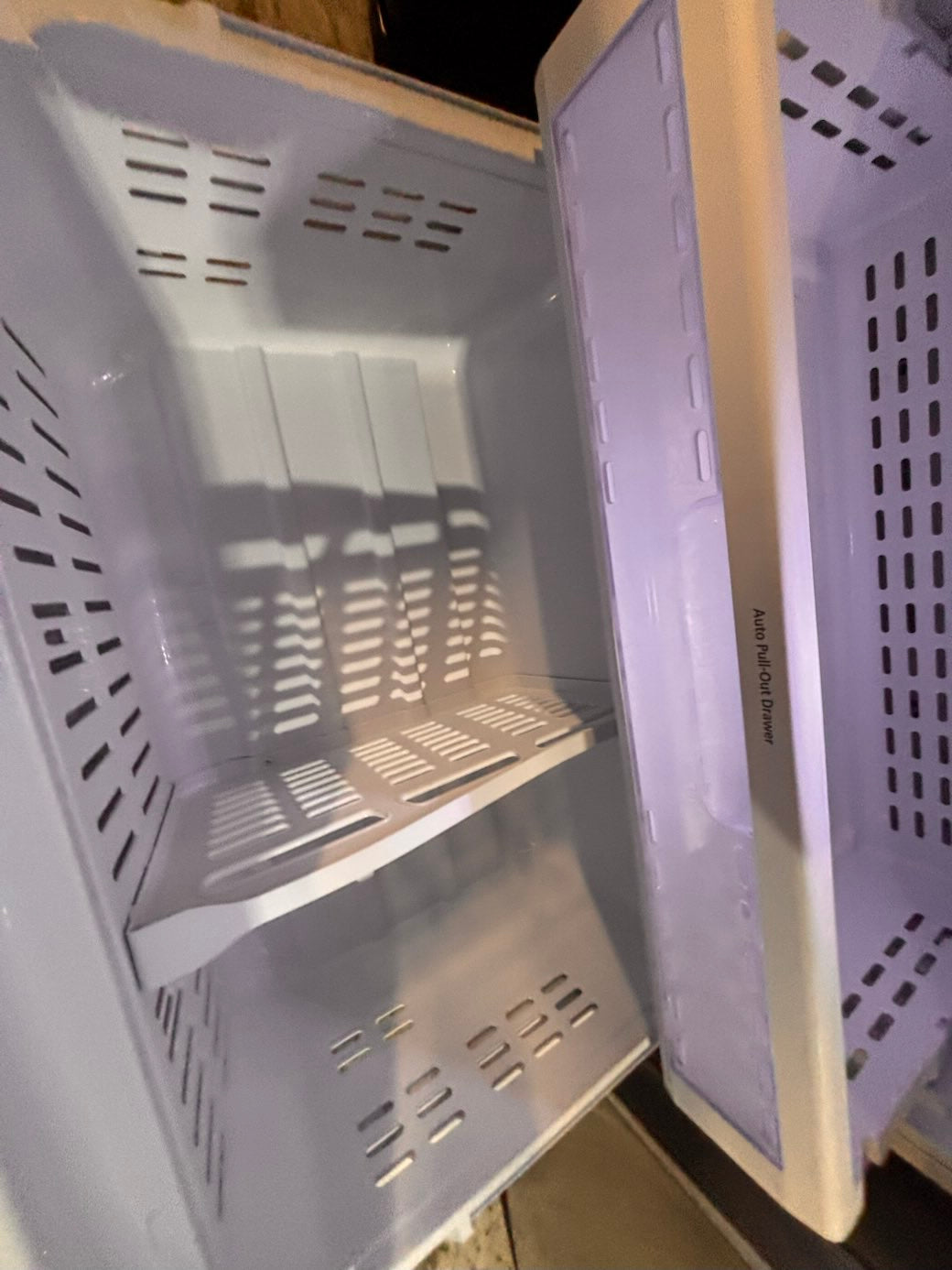 }}Samsung used-Refurbished 36”w x69h x 30” 4 doors  refrigerator white  w/ice & water dispenser  (👀The numbers on the screen are only partially visible).  #SSWF73B