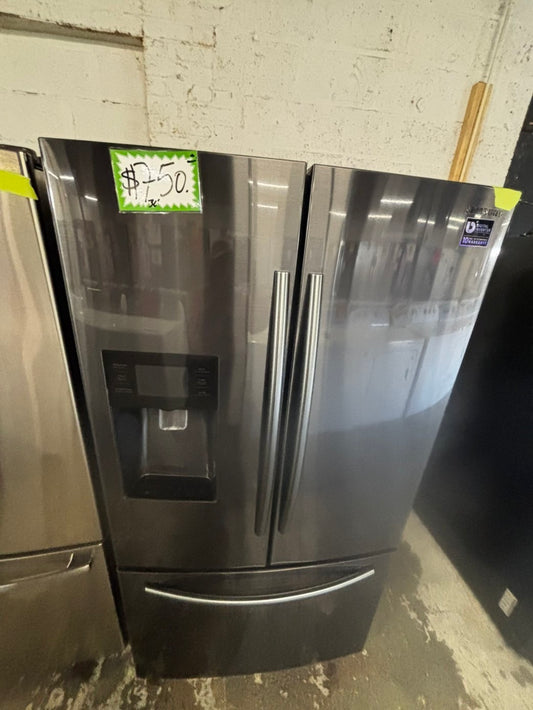 - Samsung 26cu.ft French door Refrigerator black stainless steel w/ice water dispenser 36" #RF740JB