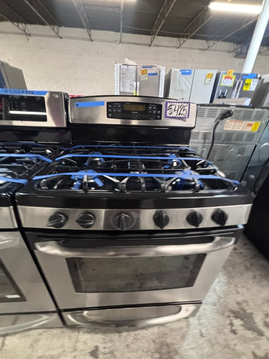 >GE  Gas range 5 burner bake broil Hi/Lo self clean in stainless steel used-Refurbished 30” #GEG1X2B