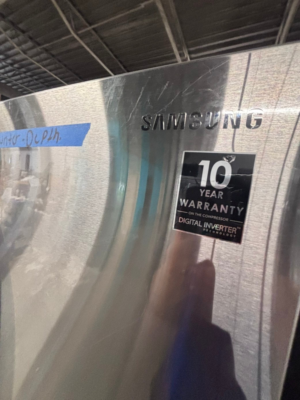 >*36”samsung counter depth French doors  fridge  stainless steel (ice maker  doesn’t work) only water 💦 dispenser works !doesn’t affect on the others functions. 36” #SA24WWB