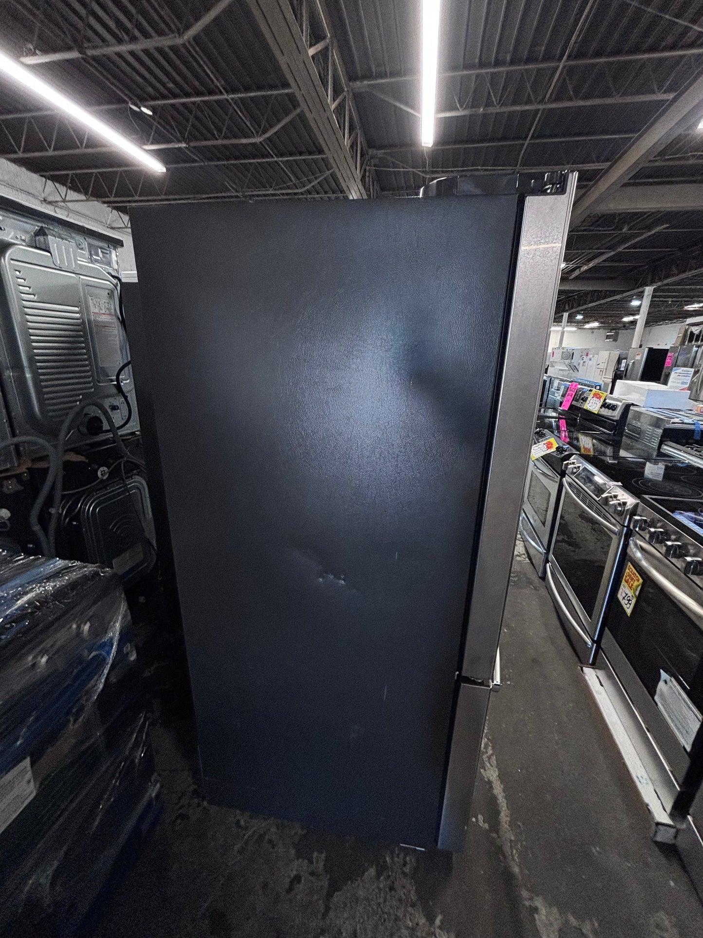 >>Used great condition used-Refurbished GE 36”w x69h x 29.1/5 depth refrigerator stainless steel w/ice & water dispenser 36 “ #FDF29U3B