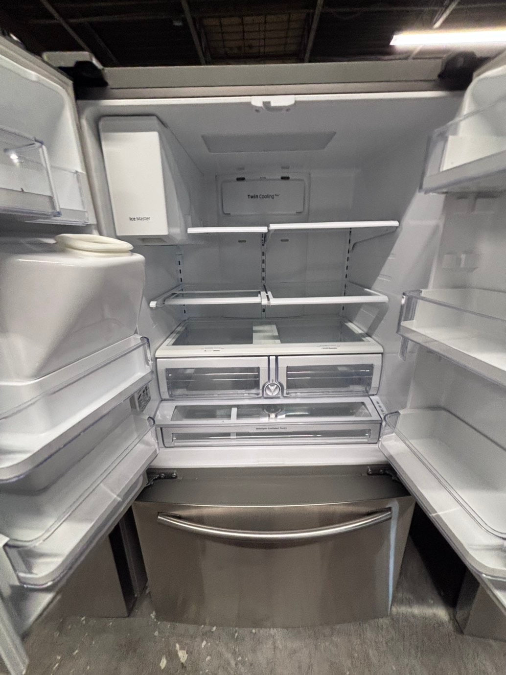 >* used-Refurbished samsung 36”w x69h x 29 depth refrigerator stainless steel w/ice & water dispenser 36 “ #FDSS73B