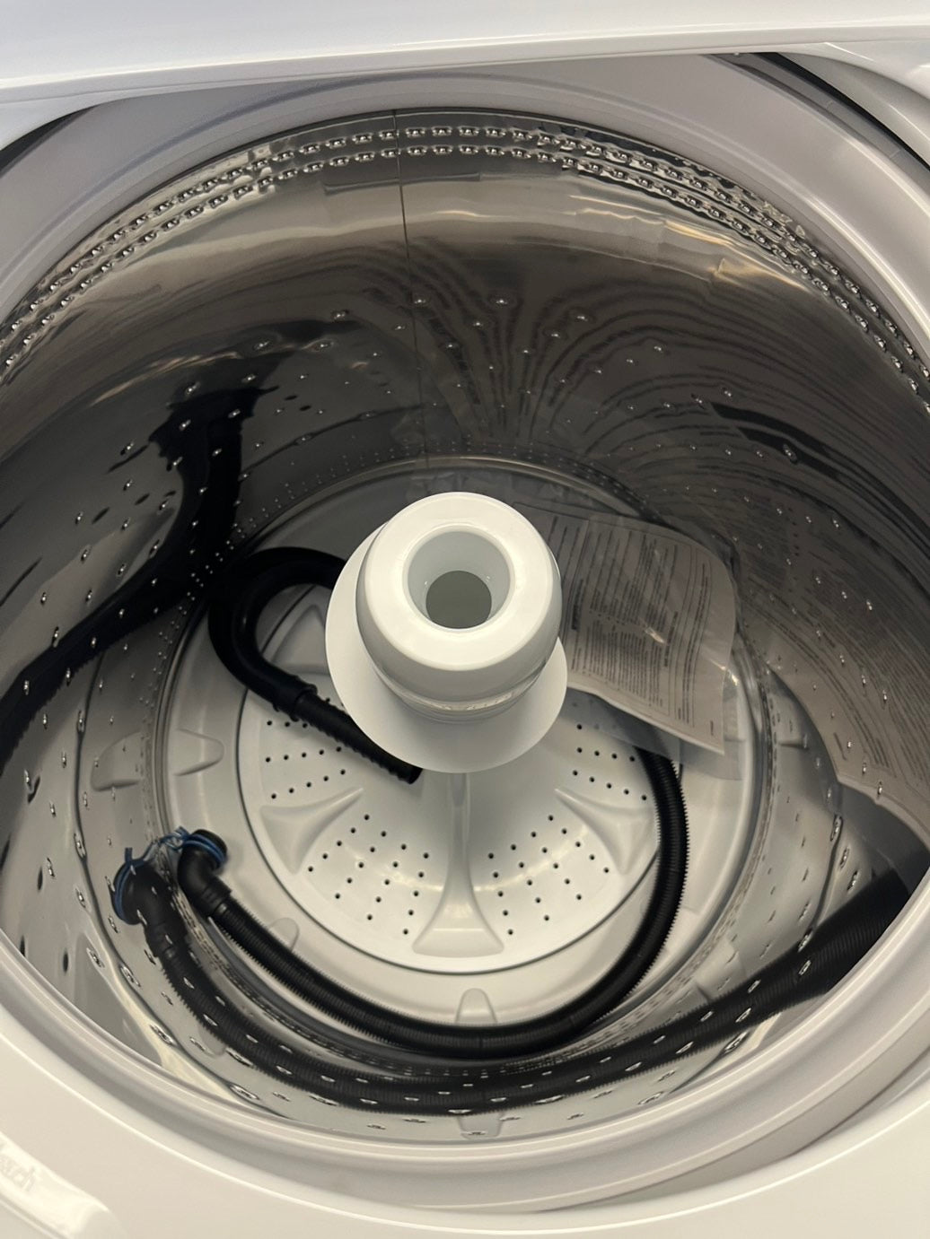 =•Open box 📦 New S/d Amana Stainless Steel drum - 3.8 Cu. Ft. High Efficiency Top Load Washer with with High-Efficiency Agitator - White #WHAM78L
