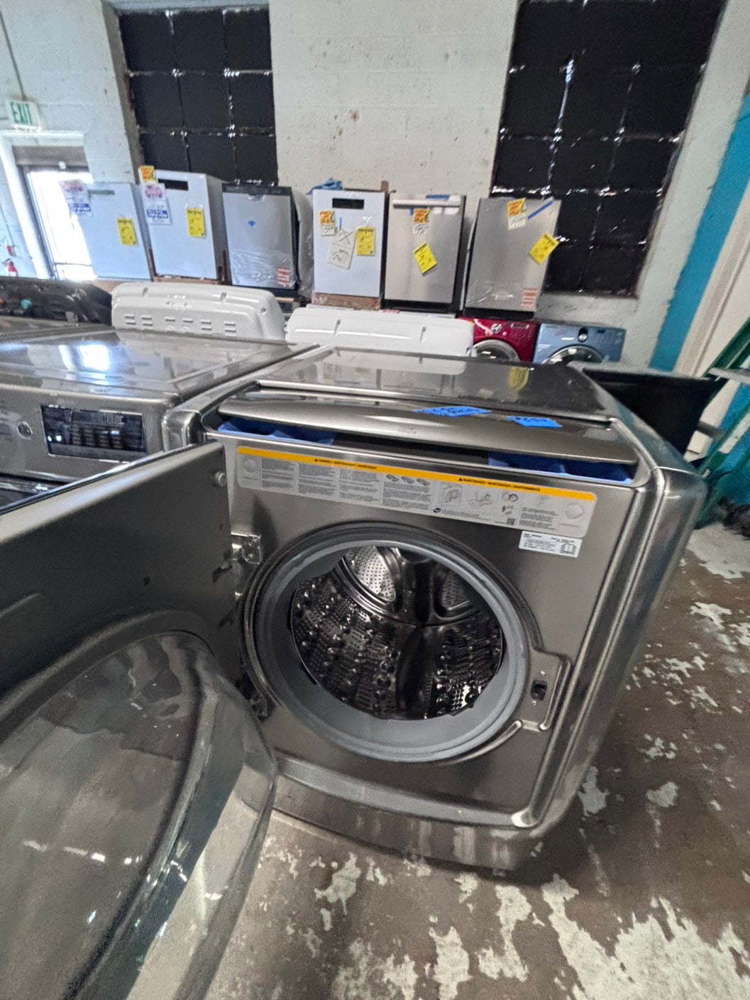 >*LG mega capacity gray front load washer large capacity stackable or side by side  29” in used-Refurbished #MCP44WB