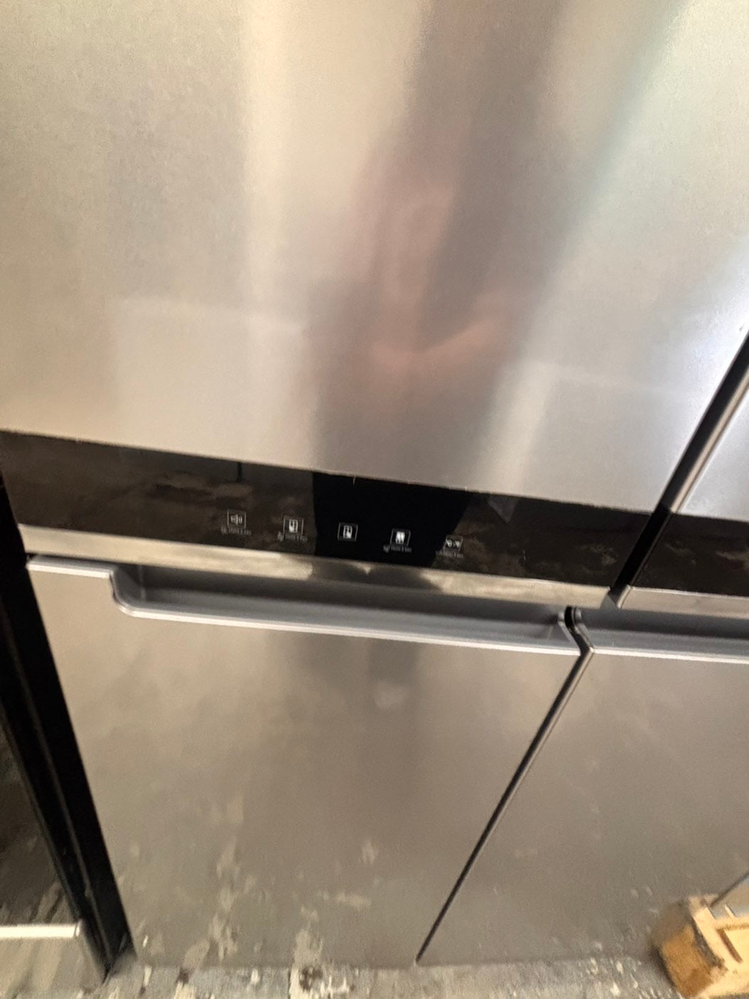 >Special 🎈4pc. Mix & match  Combo new open box costumer return -counter depth french door refrigerator whirlpool 36” w/ice maker inside gas range whirlpool five burners ,new open box over the range microwave GE & new open box dishwasher beko #RFWQ63PC