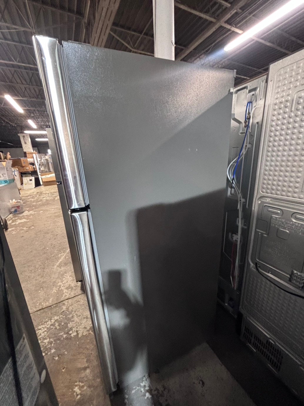 >*LG 33” Top freezer fridge   ,stainless steel. used-refurbished #RTLG91B